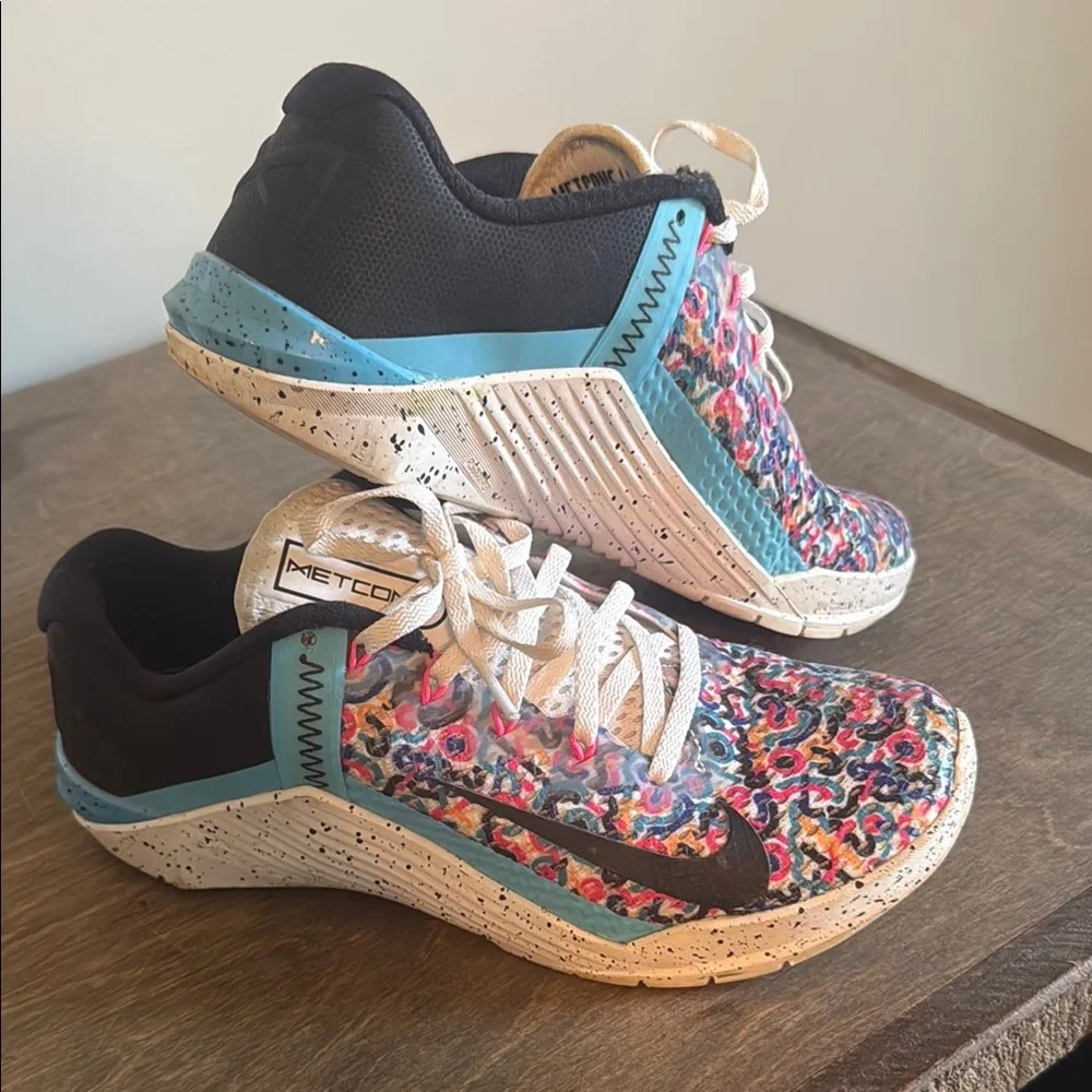Women’s Metcon 6 'Multi-Color Speckled’ training shoe - Picture 3 of 6